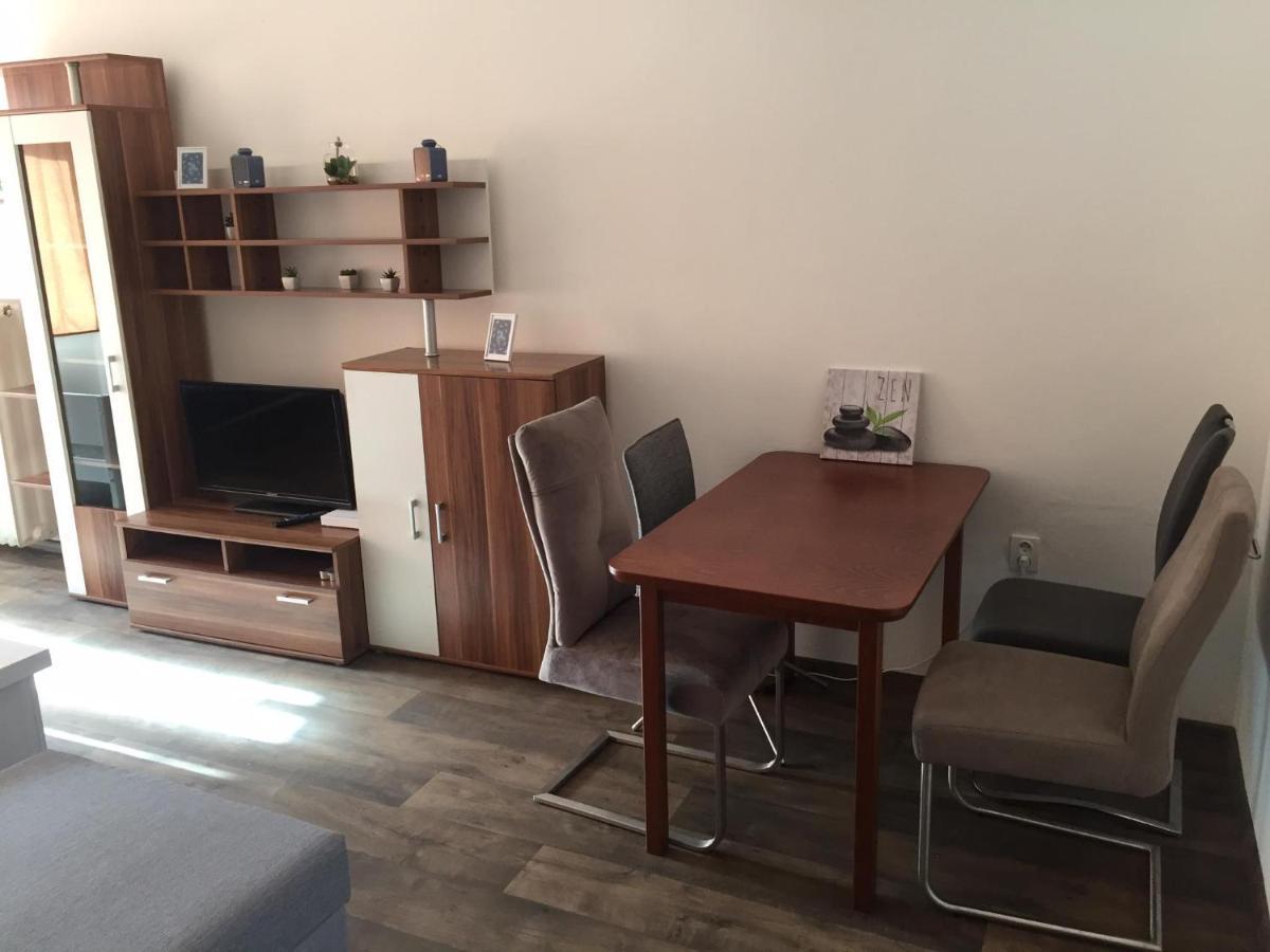 Apartment Melody